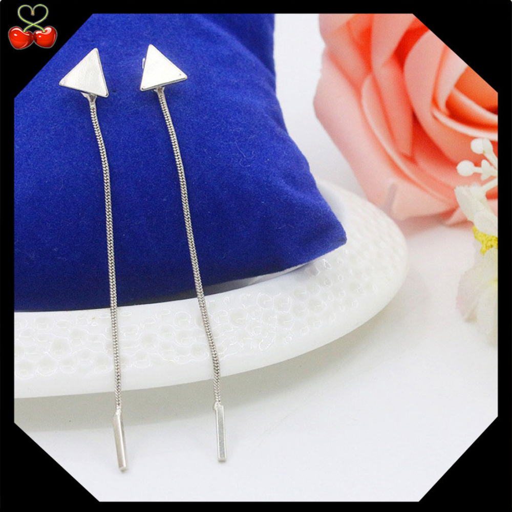 LAST CHANCE 🍒 TRI Long Drop Earrings